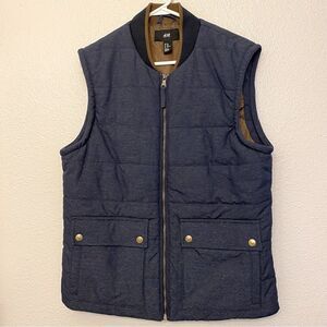 H&M Men’s full zip Puffer Vest blue chambray front pockets size 40R